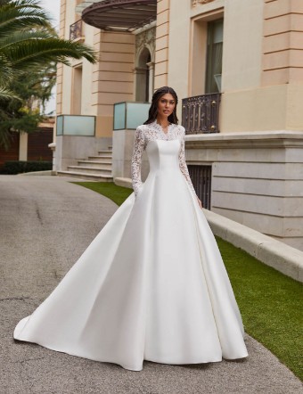 Pronovias JORY WITH JACKET #0 default thumbnail